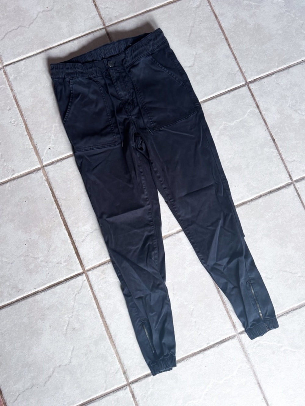 American Eagle • High Waisted Jegging Jogger